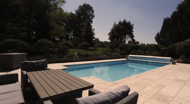 styled-home-studios-grand-galleried-hall-gu8-2